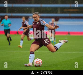 Birmingham, Regno Unito. 29 settembre 2024. Villa Park, Birmingham, Inghilterra, 29 settembre 2024: Kirsty Hanson (20 Aston Villa) in azione durante la partita di fa Womens Super League tra Aston Villa e Tottenham Hotspur al Villa Park di Birmingham, Inghilterra (Will Hope/SPP) credito: SPP Sport Press Photo. /Alamy Live News Foto Stock