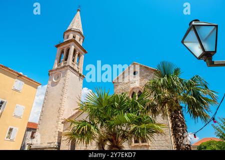 Chiesa cattolica di San Giovanni Battista nella città vecchia di Budva. Montenegro Foto Stock