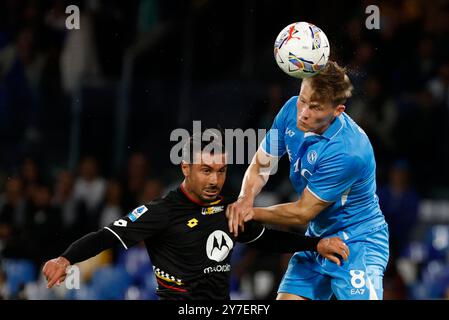 Napoli, Campania, Italia. 29 settembre 2024. L'Armando Izzo di Scott McTonimay Monza del Napoli è visto in azione durante la partita di calcio di serie A SSC Napoli - Monza Stadio Maradona il 29 settembre 2024 a Napoli. (Credit Image: © Ciro De Luca/ZUMA Press Wire) SOLO PER USO EDITORIALE! Non per USO commerciale! Crediti: ZUMA Press, Inc./Alamy Live News Foto Stock