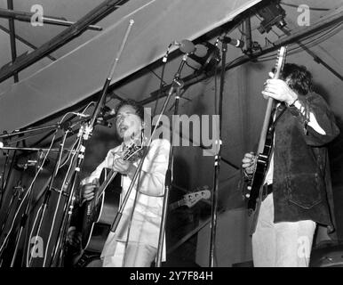 Bob Dylan cantante dei follk visto al festival pop dell'Isola di Wight settembre 1969 Foto Stock