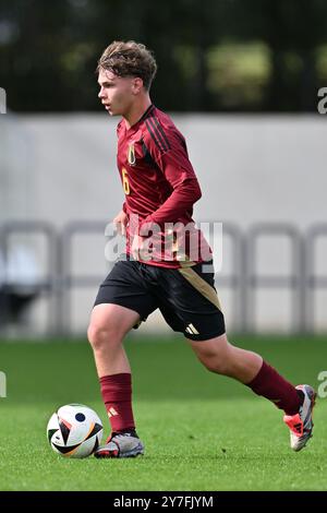 Xavi Deraet (6) del Belgio nella foto di domenica 29 settembre 2024 a Tubize, Belgio, in occasione di una partita amichevole tra le nazionali Under 16 squadre del Belgio e della repubblica d'Irlanda. FOTO SPORTPIX | David Catry Foto Stock