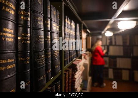 Praga, Repubblica Ceca. 26 settembre 2024. Il Ministero degli Esteri ceco ha organizzato un tour per i media nella sala archivio e ricerca del Ministero degli Esteri nel 86° anniversario della firma dell'accordo di Monaco nel palazzo Cerninsky, Praga, 26 settembre 2024. Tour che include lezioni storiche e informazioni sull'attuale parallelo alla guerra russa in Ucraina. Crediti: Ondrej Deml/CTK Photo/Alamy Live News Foto Stock