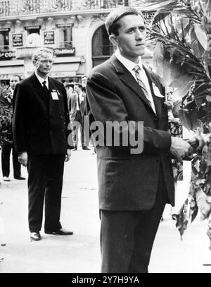 FUNERALE DI THOREZ MAURICE, MIKHAIL SUSLOV RAPPRESENTA IL PARTITO SOVIETICO A PARIGI; 17 LUGLIO 1964 Foto Stock