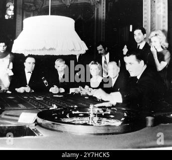 SALONE DI GIOCO D'AZZARDO A MONTE CARLO; 3 LUGLIO 1964 Foto Stock