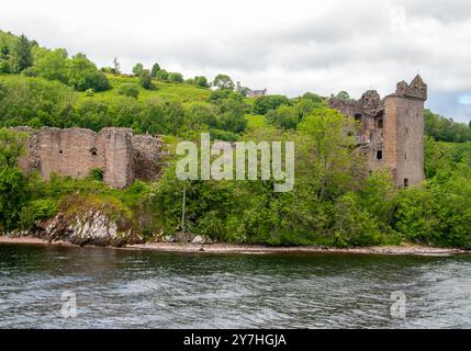 Urquhart Castle Strone Point Loch Ness Scottish Highlands Scozia Foto Stock