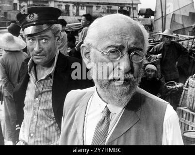 LAVI DAHLIAH, PAUL LUKAS E PETER O'TOOLE SUL SET DEL SIGNORE JIM A LONDRA /; 22 MAGGIO 1964 Foto Stock