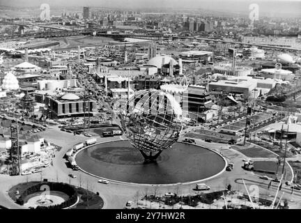 19 APRILE 1964 UNA VISTA PANORAMICA DELLA FIERA MONDIALE CHE SI APRIRÀ A NEW YORK, USA. Foto Stock