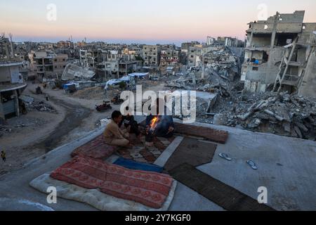 Gaza, Gaza, Palestina. 30 settembre 2024. Vita quotidiana nella città di Khan Yunis, a sud della Striscia di Gaza, il 30 settembre 2024. (Credit Image: © Saher Alghorra/ZUMA Press Wire) SOLO PER USO EDITORIALE! Non per USO commerciale! Foto Stock