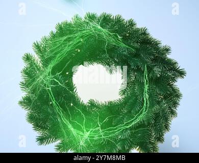 Una vivace corona verde adornata da luci elettriche che creano un effetto etereo su uno sfondo azzurro Foto Stock