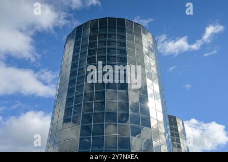 Autoturm, Autostadt Volkswagen, Wolfsburg, Niedersachsen, Deutschland *** Autoturm, Autostadt Volkswagen, Wolfsburg, bassa Sassonia, Germania Foto Stock