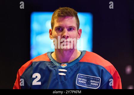 Benjamin Smith, EHC RB MUC 12 nell'amichevole del Global Series Challenge EHC RB MUENCHEN - BUFFALO SABERS 0-5 al SAP Garden di Monaco, Germania, 27 settembre 2024. Stagione 2024/2025, giorno della partita x, fotografo: Peter Schatz Foto Stock