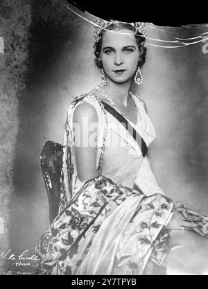 Maria José del Belgio , Principessa del Piemonte e ultima Regina d'Italia Maria José del Belgio (Marie-José Charlotte Sophie Amélie Henriette Gabrielle; 4 agosto 1906 – 27 gennaio 2001) è stata l'ultima regina d'Italia. Il suo mandato di 35 giorni come regina consorte le valse il soprannome di "la regina di maggio". Foto Stock