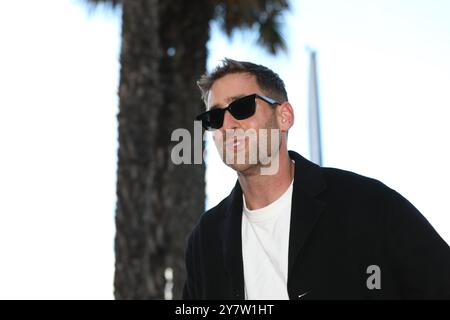 1° ottobre 2024, Dinard, Bretagne, Francia: OLIVER JACKSON-COHEN arriva per il Dinard Festival of British Cinema 2024 a Dinard, Francia (Credit Image: © Mickael Chavet/ZUMA Press Wire) SOLO PER USO EDITORIALE! Non per USO commerciale! Foto Stock