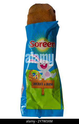 Soreen deliziosamente elasticizzato cioccolato e mini pagnotta d'arancia isolato su sfondo bianco Foto Stock