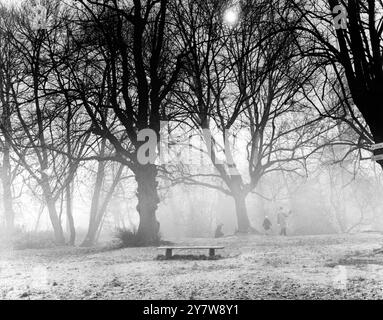 Frosty Morning in the Chistlehurst Common, Kent, Inghilterra.29 gennaio 1959 Foto Stock