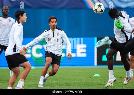 Zagabria, Croazia. 1 ottobre 2024. Maghnes Akliouche di Monaco durante una sessione di allenamento in vista della partita di UEFA Champions League tra Dinamo Zagabria e Monaco al Maksimir Stadion di Zagabria, Croazia, il 1° ottobre 2024. Foto: Luka Stanzl/PIXSELL credito: Pixsell/Alamy Live News Foto Stock