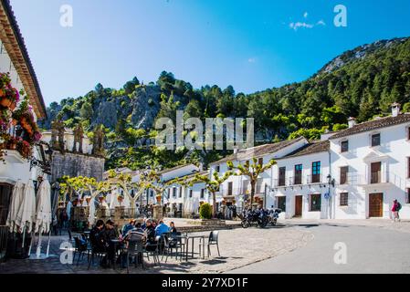 Grazalema, famoso villaggio bianco nella Sierra de Grazalema, centro città, provincia di Cadice, Spagna Foto Stock