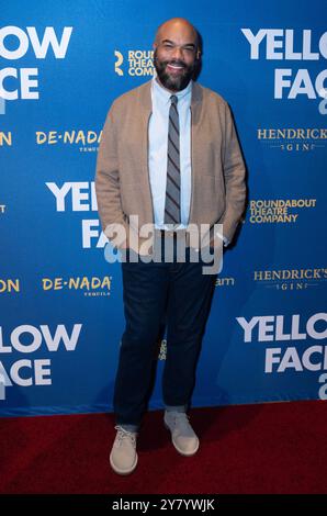 New York, NY, USA, 1 ottobre 2024: David Ryan Smith partecipa alla serata di apertura di "Yellow Face" della Roundabout Theatre Company al Todd Haimes Theatre di New York il 1 ottobre 2024. Crediti: Lev Radin/Alamy Live News Foto Stock