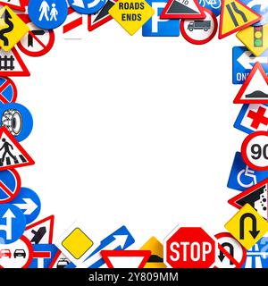 Vari cartelli stradali che formano un telaio vuoto sfondo bianco isolato 3d. Foto Stock