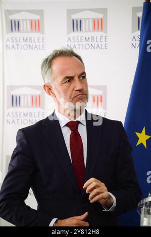 Parigi, Francia. 1 ottobre 2024. Emmanuel Gregoire, deputato NFP PS durante una conferenza stampa all'Assemblea nazionale, a Parigi, in Francia, il 1° ottobre 2024. Foto di Karim Ait Adjedjou/ABACAPRESS. COM credito: Abaca Press/Alamy Live News Foto Stock