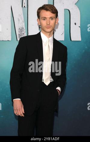 Harry Lawtey bei der Premiere des Kinofilms Joker: Folie Ã Deux im TCL Chinese Theatre. Los Angeles, 30.09.2024 *** Harry Lawtey alla prima del film Joker Folie Ã Deux al TCL Chinese Theatre di Los Angeles, 30 09 2024 foto:XJ.xBlocx/xFuturexImagex Joker 4020 Foto Stock