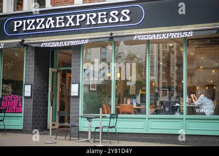 SUTTON, LONDRA - 10 SETTEMBRE 2024: Pizza Express a Sutton, sud di Londra. Foto Stock