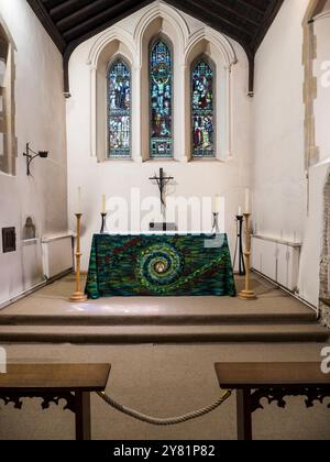 The Alter, St. Martin's Church, la chiesa più antica del mondo di lingua inglese, in parte romana, in parte anglosassone, Canterbury, Kent, Inghilterra, Regno Unito, GB. Foto Stock