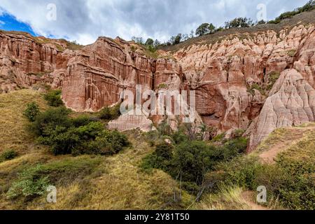 Le scogliere rosse di Papa Rosie in Romania Foto Stock