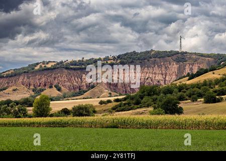 Le scogliere rosse di Papa Rosie in Romania Foto Stock