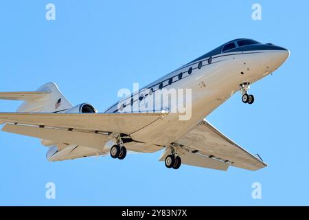 Palm Springs, California, Stati Uniti. 28 settembre 2024. Un jet Gulfstream G280 atterra a Palm Springs. (Credit Image: © Ian L. Sitren/ZUMA Press Wire) SOLO PER USO EDITORIALE! Non per USO commerciale! Foto Stock