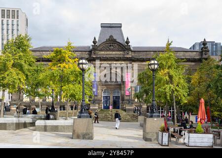 Leeds City Museum, Millennium Square, Leeds, West Yorkshire, Inghilterra, REGNO UNITO Foto Stock