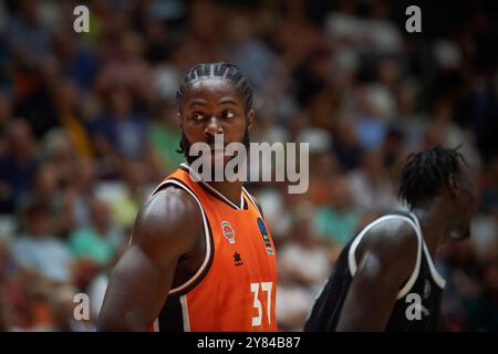 Semi Ojeleye di Valencia basket durante la BKT Eurocup Regular Season Round 2 il 2 ottobre 2024 a Pabellon Fuente de San Luis (Valencia ). Valencia Foto Stock