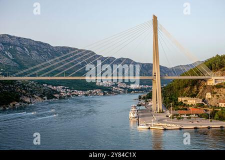 Dubrovnik Croazia, Porto Gruz, Porto Luka, Mare Adriatico Mediterraneo, Dr Franjo Tudman Bridge, la maggior parte dei dottori. Franja Tudmana, D8 Jadranska Magistrala, ad Foto Stock