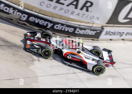 Il pilota di INDYCAR, DAVID MALUKAS (18) di Chicago, Illinois, attraversa le curve con la sua vettura Honda Dale Coyne Racing durante una sessione di prove Foto Stock