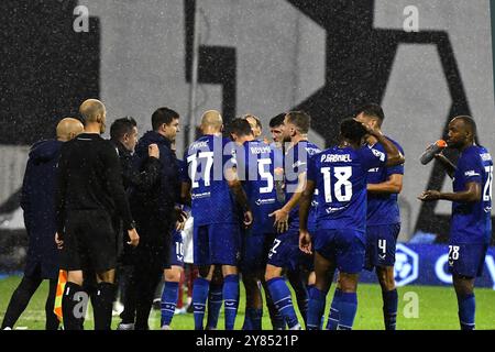 Zagabria, Croazia. 2 ottobre 2024. Zagabria, Croazia, 2 ottobre 2024: Team Dinamo Zagabria durante la fase di UEFA Champions League, League, partita tra Dinamo Zagabria e Monaco allo Stadio Maksimir di Zagabria, Croazia. (Natasa Kupljenik/SPP) credito: SPP Sport Press Photo. /Alamy Live News Foto Stock