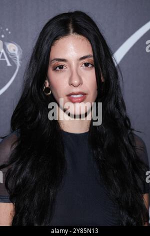 Burbank, California, Stati Uniti. 30 settembre 2024. L'attrice Jazmin Larracuente partecipa alla grande celebrazione di apertura del Satara Wellness a Burbank, California. Credito: Sheri Determan Foto Stock