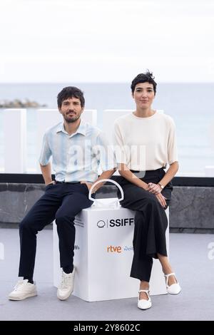 Donostia San Sebastian, Spagna. 25 settembre 2024. Pedro Martín Calero e Isabel Peña partecipano al Photocall "El Llanto" durante il 72° Festival Internazionale del Cinema di San Sebastian al Palazzo Kursaal di Donostia-San Sebastian. (Foto di Nacho Lopez/SOPA Images/Sipa USA) credito: SIPA USA/Alamy Live News Foto Stock