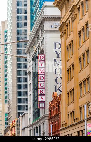 La famosa libreria e edificio Dymocks in George Street, Sydney, è stata progettata in stile palazzo commerciale interbellico e completata nel 1932 Foto Stock