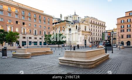 Roma, Italia, città di Roma in Piazza di San Silvestro, solo editoriale. Foto Stock