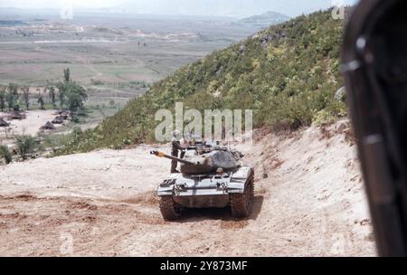 USA / US Army M41 Walker Bulldog - con sede in Corea del Sud / Repubblica di Corea poco dopo l'accordo di cessate il fuoco del 1953 Foto Stock