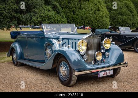 1939 Rolls-Royce Wraith di Thrupp & Maberly. Concours of Elegance 2024, Hampton Court Palace, Londra, Regno Unito Foto Stock