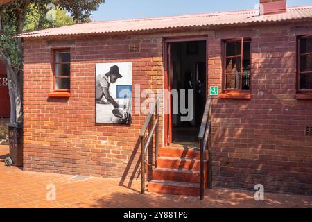 Johannesburg, Sud Africa - 8 settembre 2022: Nelson Mandela National Museum, o Mandela House, Orlando West, Soweto, Sud Africa, dichiarato Nat Foto Stock