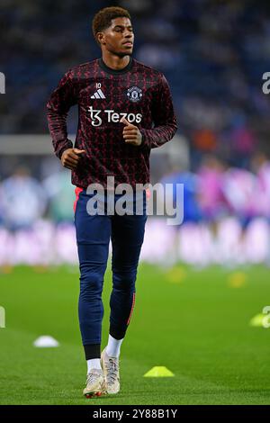 Porto, Portogallo. 3 ottobre 2024. Dragao Stadium, UEFA Europa League 2024/2025, FC Porto contro Manchester United; Marcus Rashford del Manchester United, durante il riscaldamento prima della partita tra FC Porto e Manchester United per il secondo turno di UEFA Europa League 2024/2025 al Dragao Stadium di Porto il 3 ottobre 2024. Foto: Daniel Castro/DiaEsportivo/Alamy Live News crediti: DiaEsportivo/Alamy Live News Foto Stock