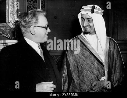 Re Faysal Aziz - Re dell'Arabia Saudita - Royalty straniero. 13 settembre 1951. Foto Stock