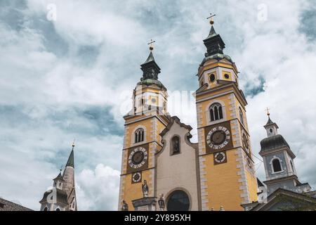 Veduta della Cattedrale di Bressanone in alto Adige, Italia, Europa Foto Stock