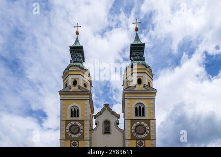 Veduta della Cattedrale di Bressanone in alto Adige, Italia, Europa Foto Stock