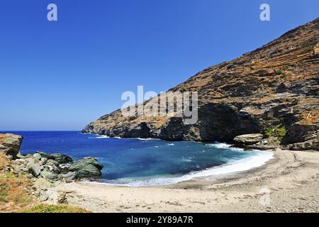 Syneti è una spiaggia sul lato est di Andros, Grecia, Europa Foto Stock