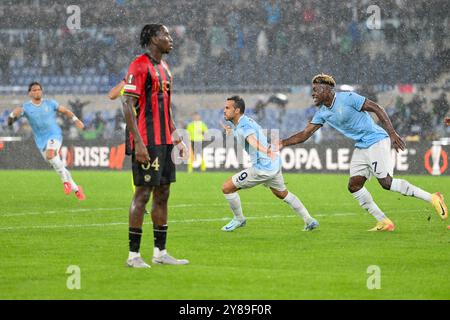 3 ottobre 2024, Stadio Olimpico, Roma, Italia; UEFA Europa League Football; Lazio contro Nizza; Pedro delle SS Lazio giubila dopo aver segnato il gol 1-0 al 20° minuto Foto Stock