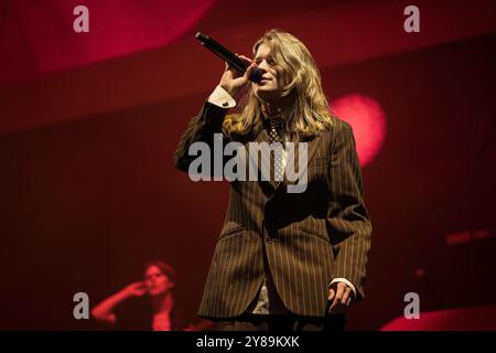 Oslo, Norvegia. 3 ottobre 2024. La cantante, cantautrice e musicista norvegese Girl in Red esegue un concerto dal vivo all'Oslo Spektrum di Oslo. Credito: Gonzales Photo/Alamy Live News Foto Stock