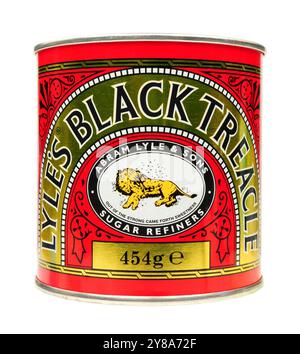 Abram Lyle and Sons Black Treacle ha raffinato la melassa di canna da zucchero in una latta da 454 g Foto Stock